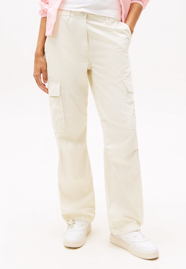 Tommy Jeans RELAXED STRAIGHT
