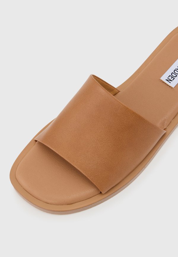 Steve Madden DAKODA
