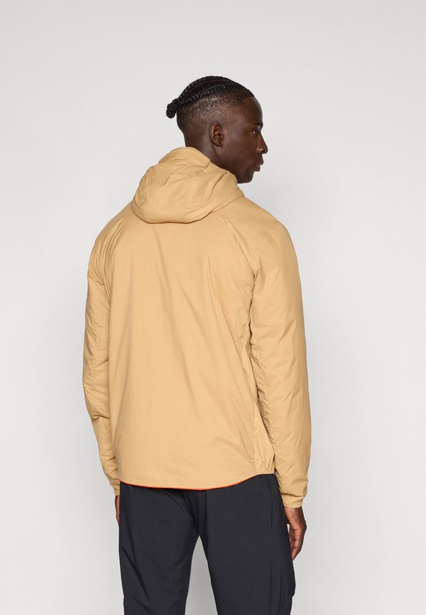 Peak Performance FREELIGHT REVERSIBLE HOOD