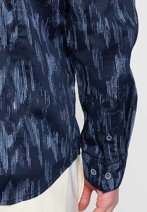 TOM TAILOR
