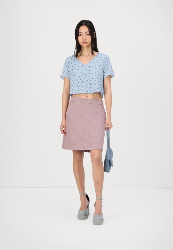 Noisy May NMCLARA V NECK