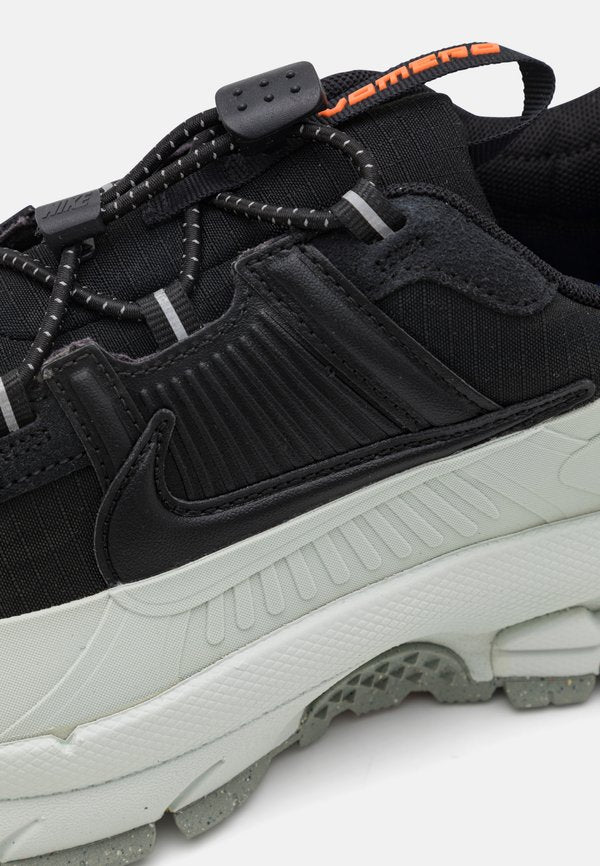 Nike Sportswear ZOOM VOMERO ROAM UNISEX