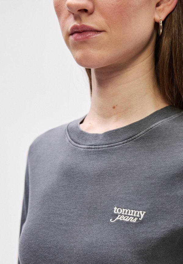 Tommy Jeans SLIM SCRIPT TEE