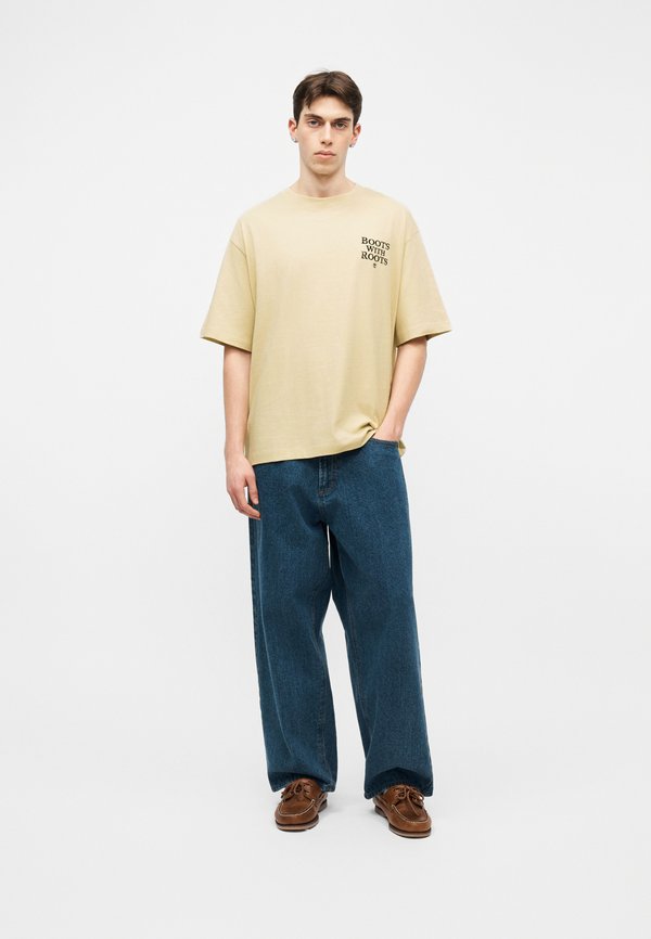 Timberland SHORT SLEEVE TIMBS ON MY FEET GRAPHIC TEE