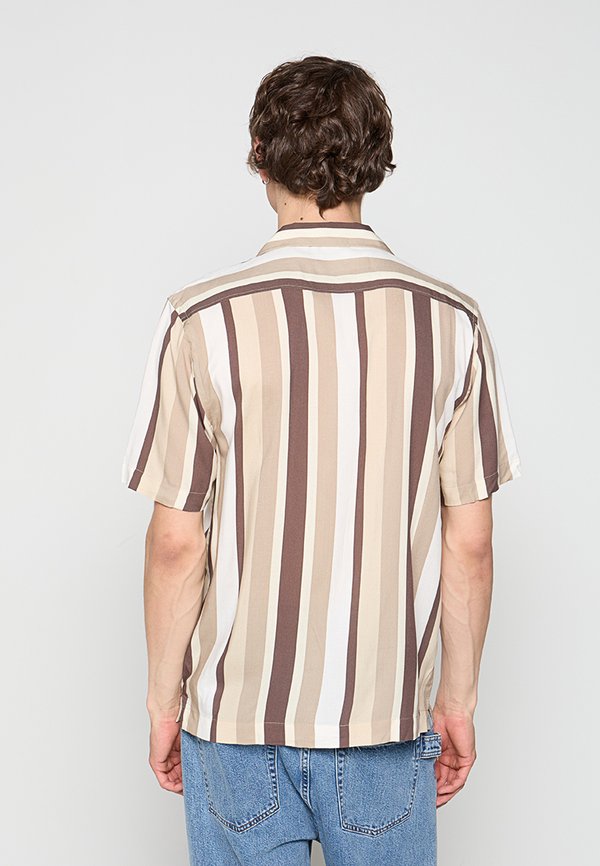 Lindbergh LOOSE FIT