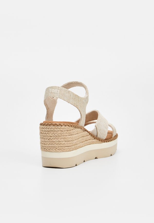 TOMS DARYA