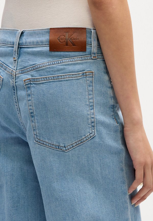 Calvin Klein Jeans ULTRA HIGH
