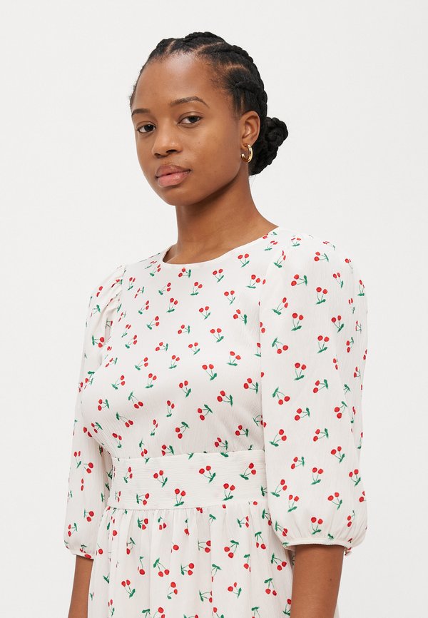 Vero Moda Petite VMPAGE 3/4 DETAIL SHORT DRESS