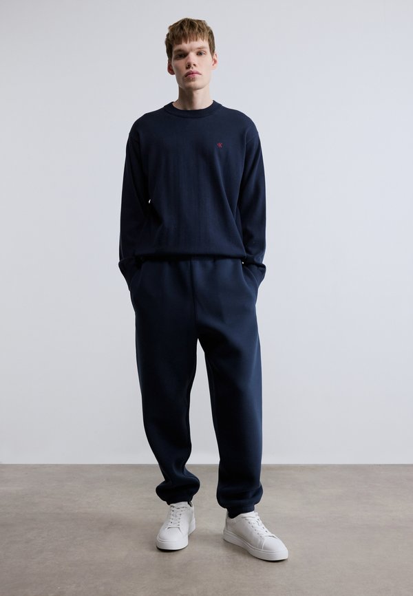 Calvin Klein Jeans SPACER