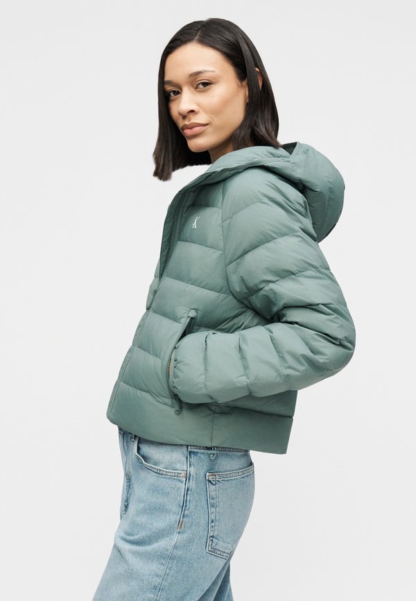 Calvin Klein Jeans LIGHTWEIGHT QUILTED JACKET PACKA