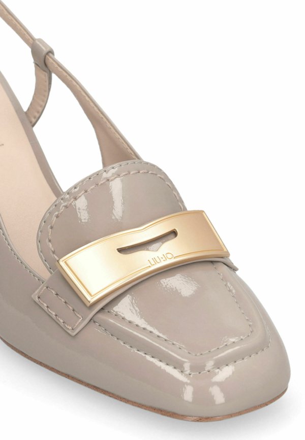LIU JO PATENT