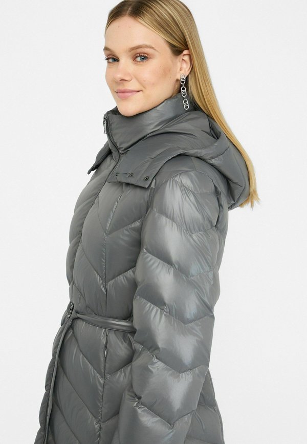 LIU JO LONG WITH HOOD