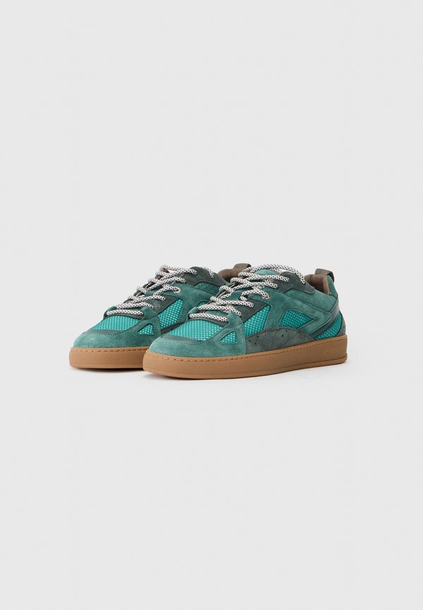 Filling Pieces PRISM PEAK
