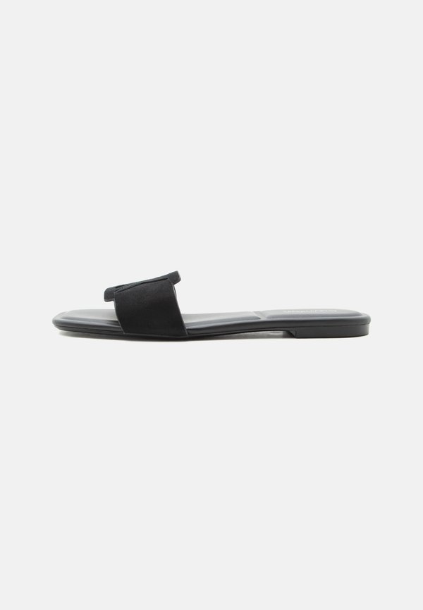 Calvin Klein Mules - triple black