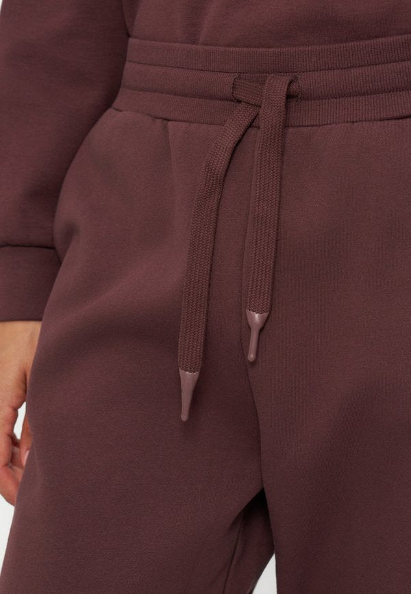 EA7 Emporio Armani