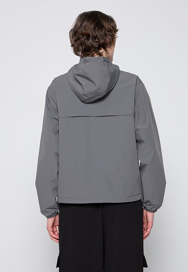 DKNY