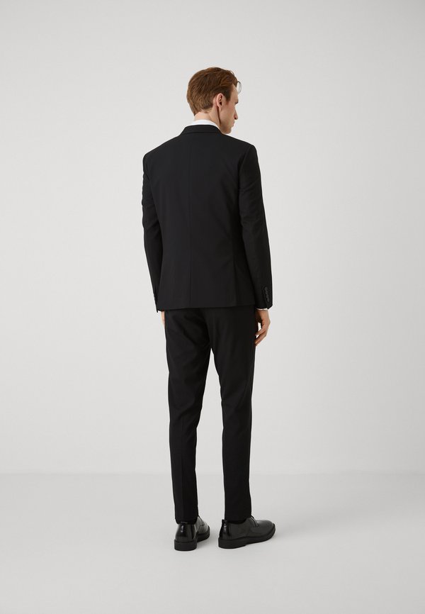 Isaac Dewhirst BASIC PLAIN SUIT SET