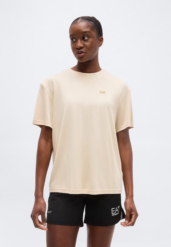 EA7 Emporio Armani TRAIN CORE LADY RELAX  TEE