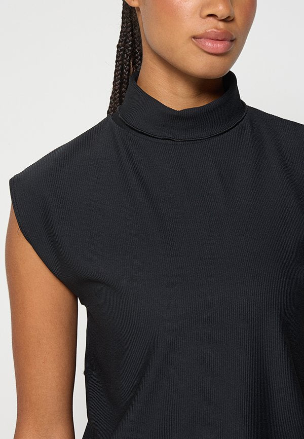 Head LOOSE FIT