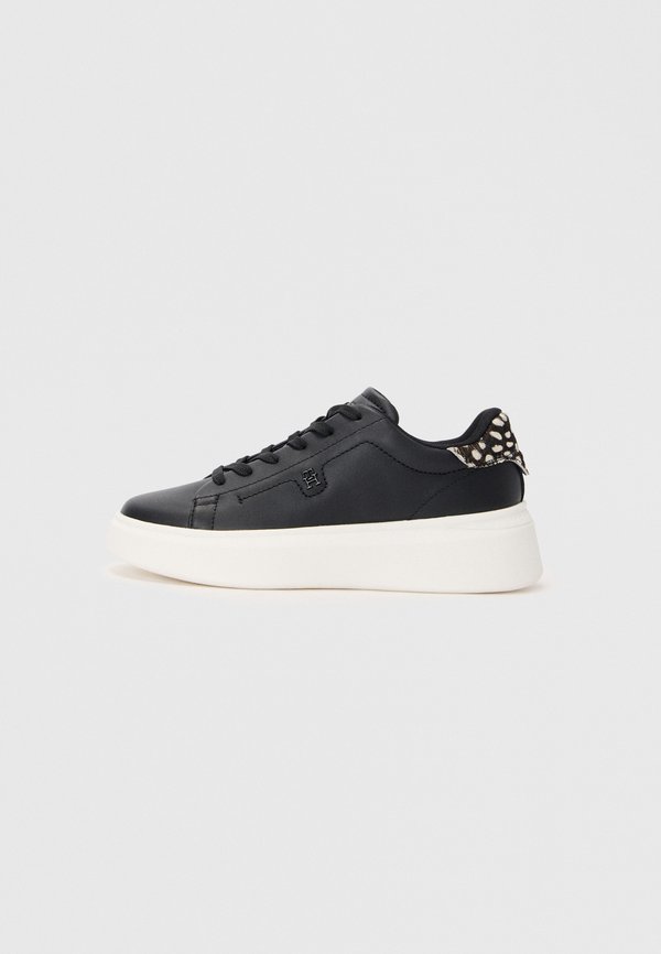 Tommy Hilfiger SNOW LEOPARD HEEL LEATHER PLATFORM TRAINERS