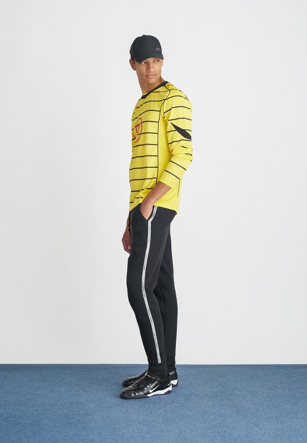 Nike Sportswear ENERGY