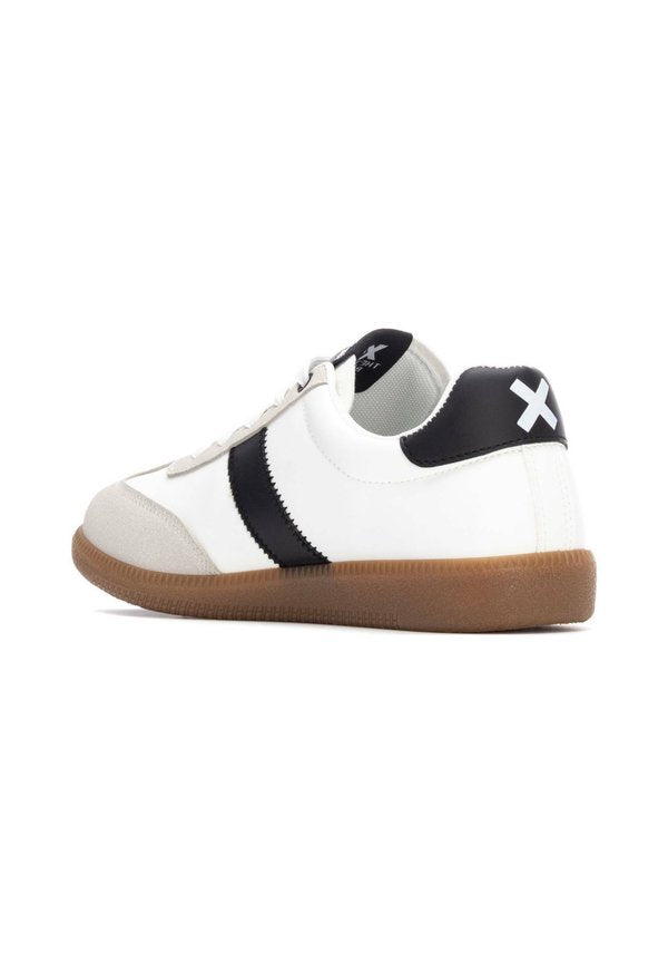 XTI SNEAKER