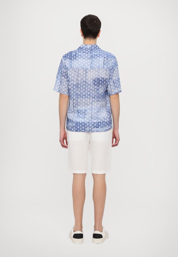 120% Lino SHORT SLEEVE  REGULAR FIT MEN SHIRT