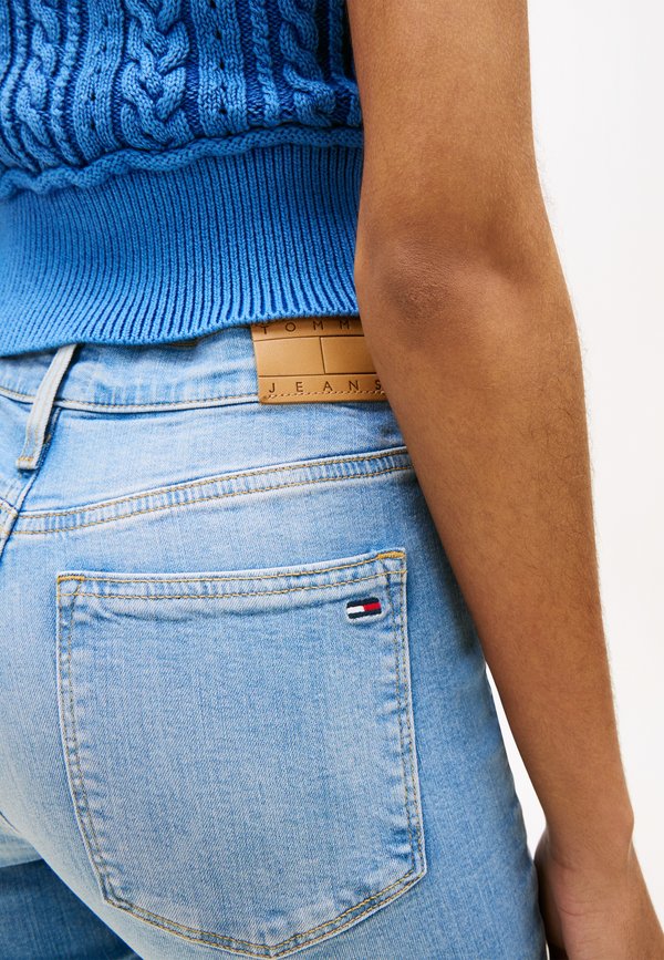 Tommy Jeans NORA FADED MID RISE SKINNY JEANS