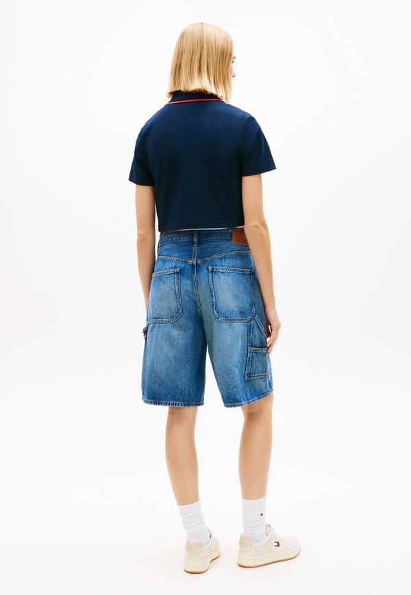 Tommy Jeans TOMMY BADGE BOXY FIT CROPPED POLO SHIRT