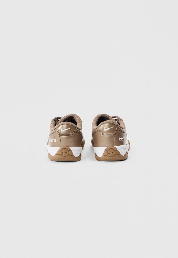 Nike Sportswear TOTAL 90