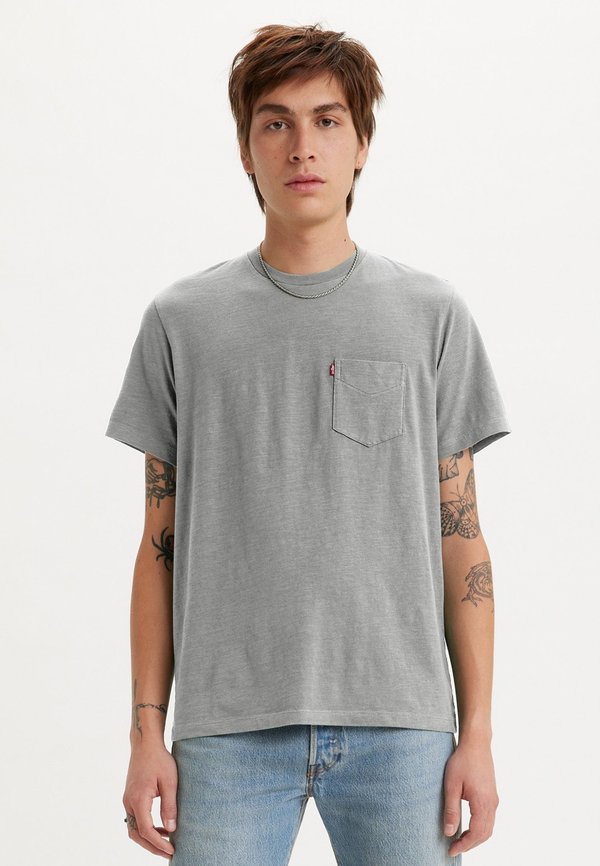 Levi's® CLASSIC POCKET TEE
