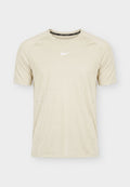 Nike Performance STRIDE - Print T-shirt - cream/sail