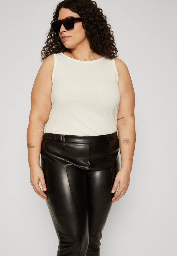Even&Odd Curvy by Zalando