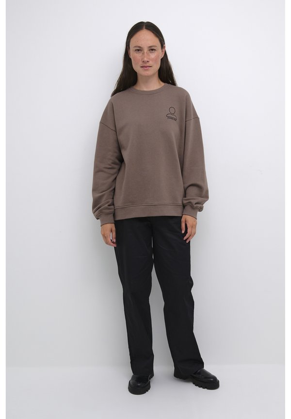 Lounge Nine QONDRADLN UNISEX