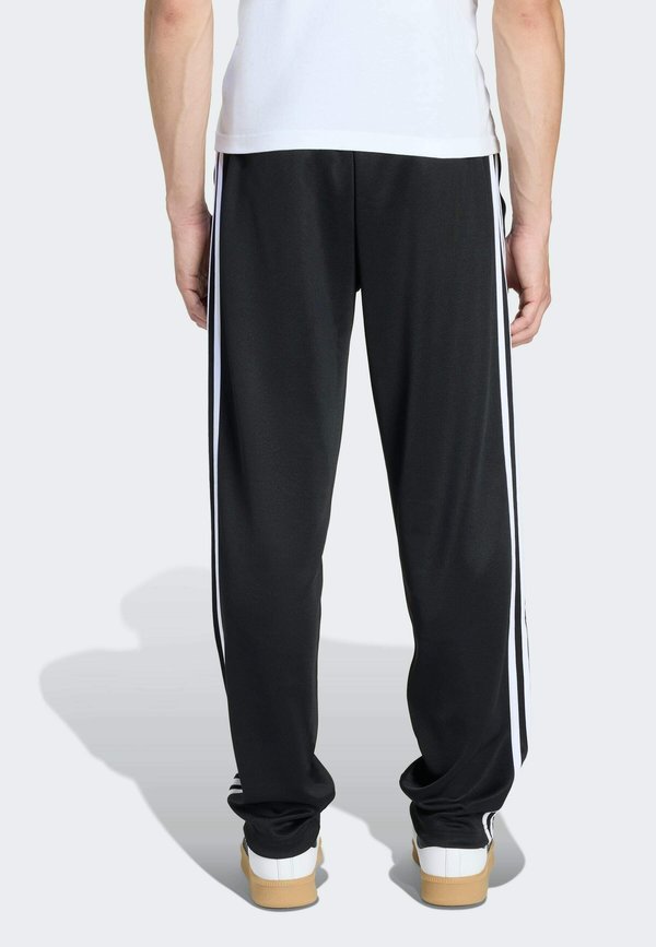 adidas Originals REGULAR FIT