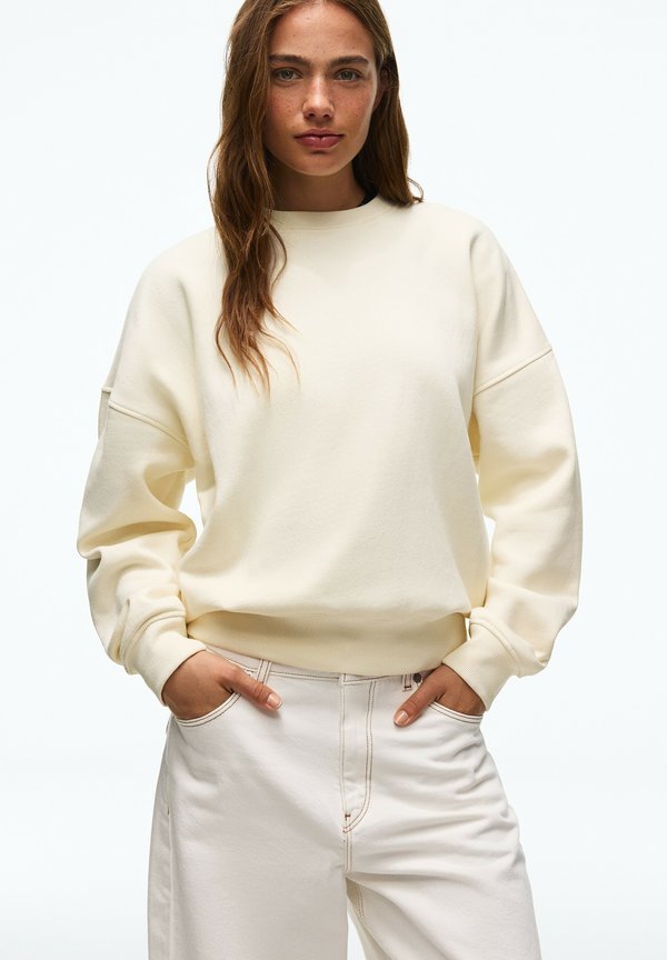 Bershka SWEATSHIRT - Sweatshirt - white