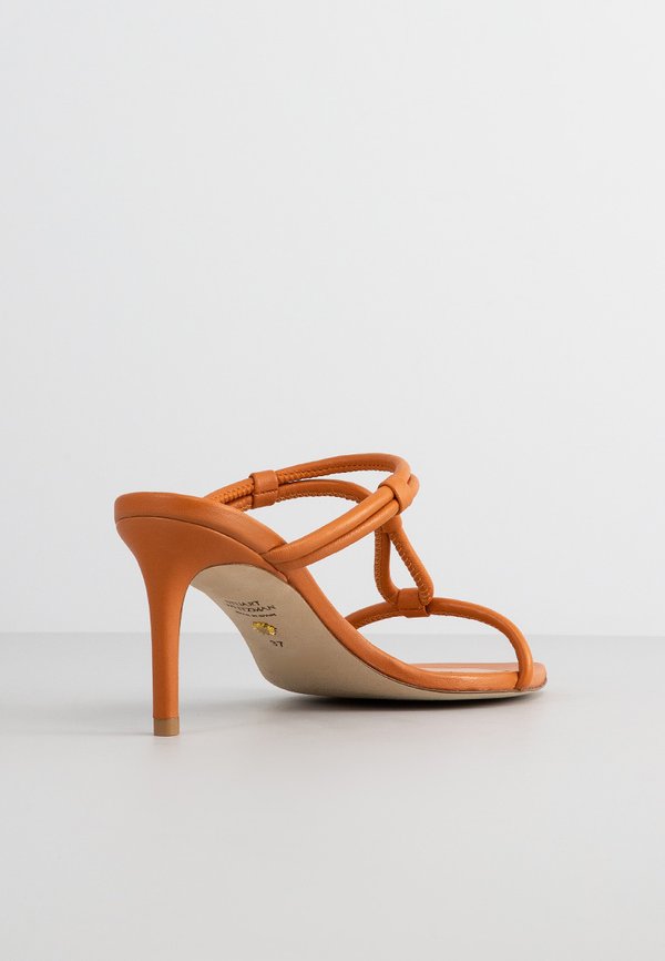 Stuart Weitzman
