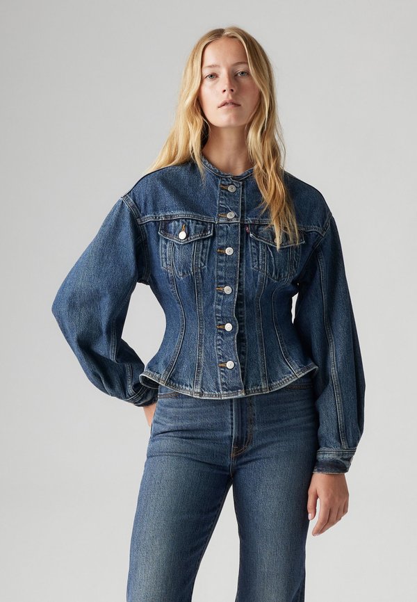 Levi's® SCULPTED TRUCKER