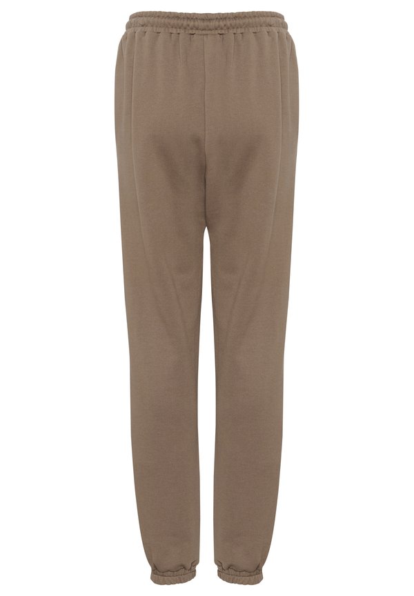 Lounge Nine QONDRADLN UNISEX