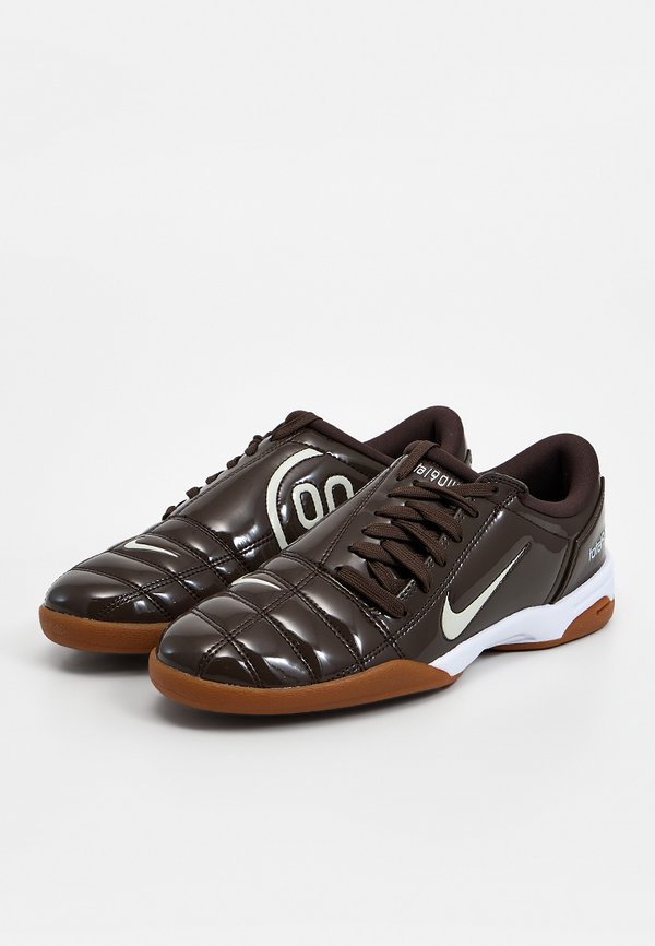Nike Sportswear T90