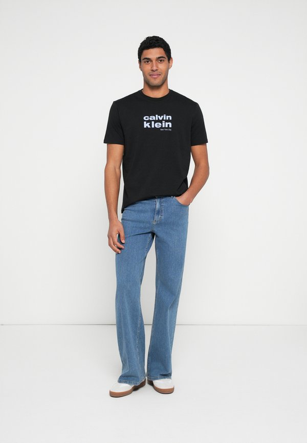 Calvin Klein GRAPHIC