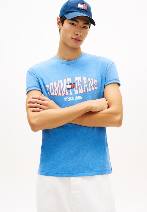 Tommy Jeans WAVY FLAG JERSEY T-SHIRT