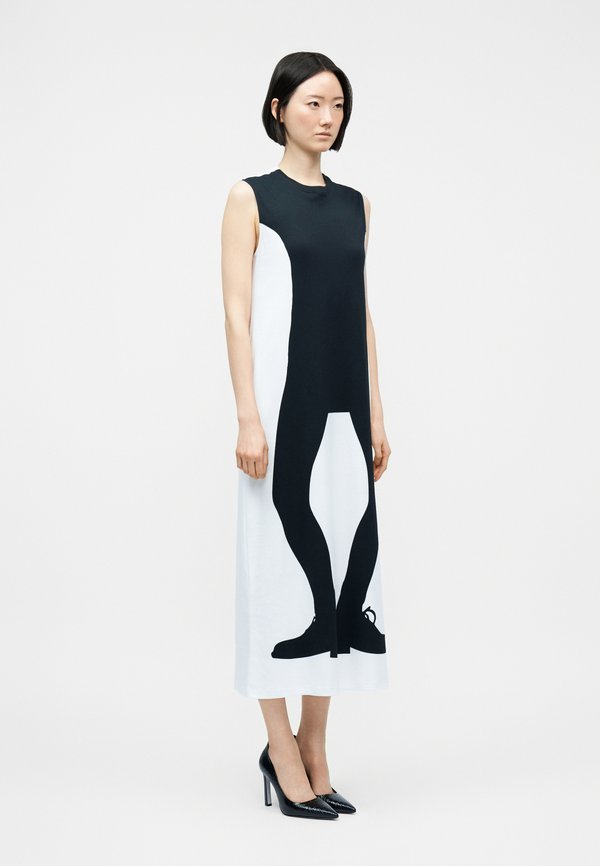 MOSCHINO ABITO