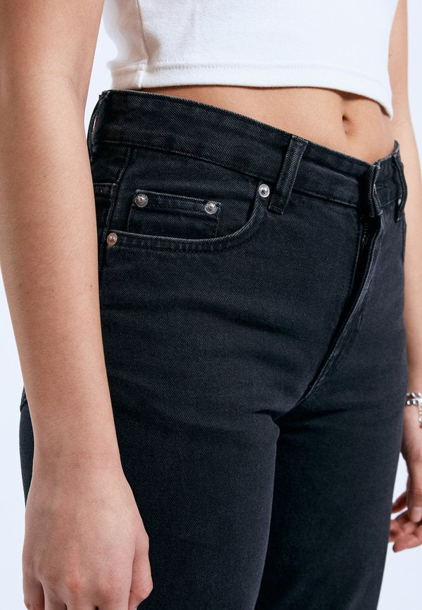 Dr.Denim ARCH