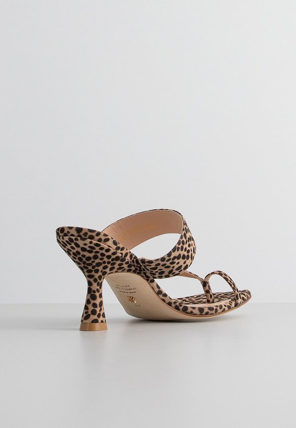 Stuart Weitzman LYLA