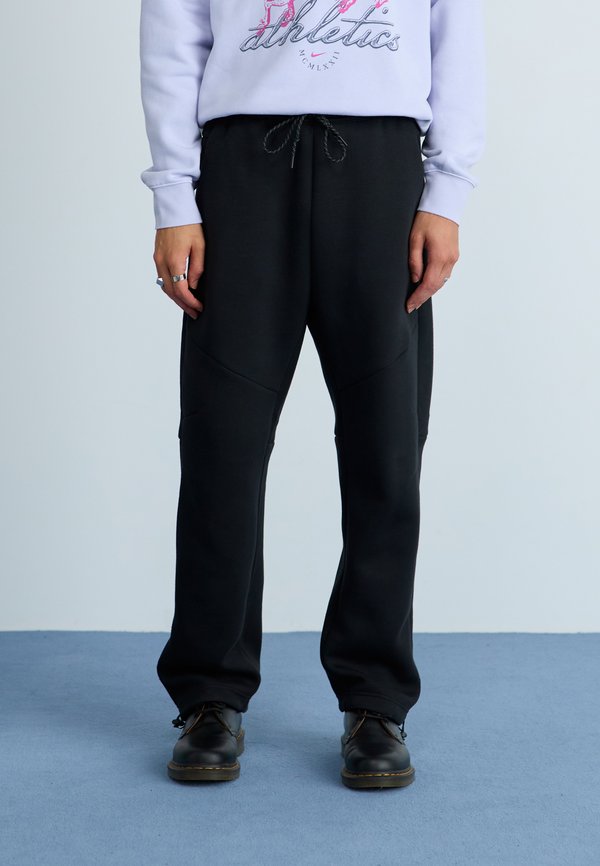 Nike Sportswear PANT - Tracksuit bottoms - black