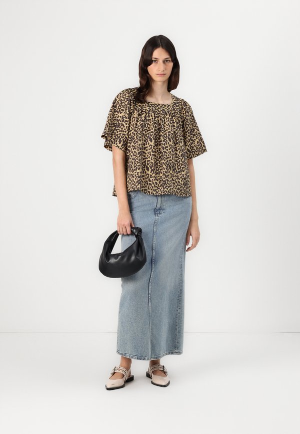 VILA VIJUNE SQUARE NECK