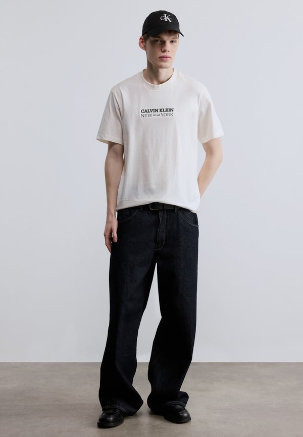 Calvin Klein 20S NY GRAPHIC
