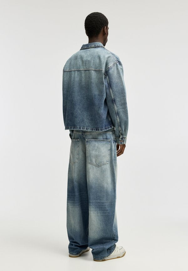 PULL&BEAR SUPPER BAGGY