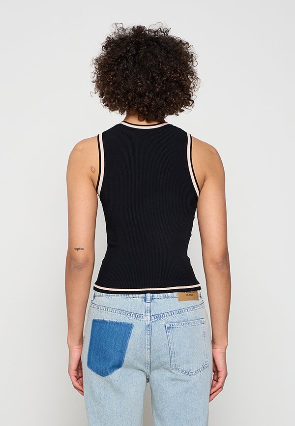 MOSCHINO JEANS